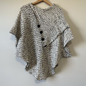 Soft Surroundings Chunky Knit Cape Pancho Shawl M Neutral Casual